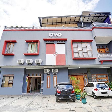 Oyo 1932 Srimahi Residence Bandung Kültér fotó